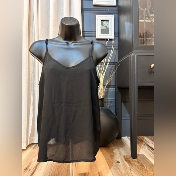 Forever 21 flowy black tank top, size M - Picture 2 of 5